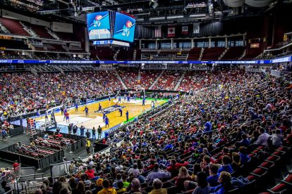 Best NCAA Basketball Players: Garza, Chamberlain, Abdul-Jabbar and more