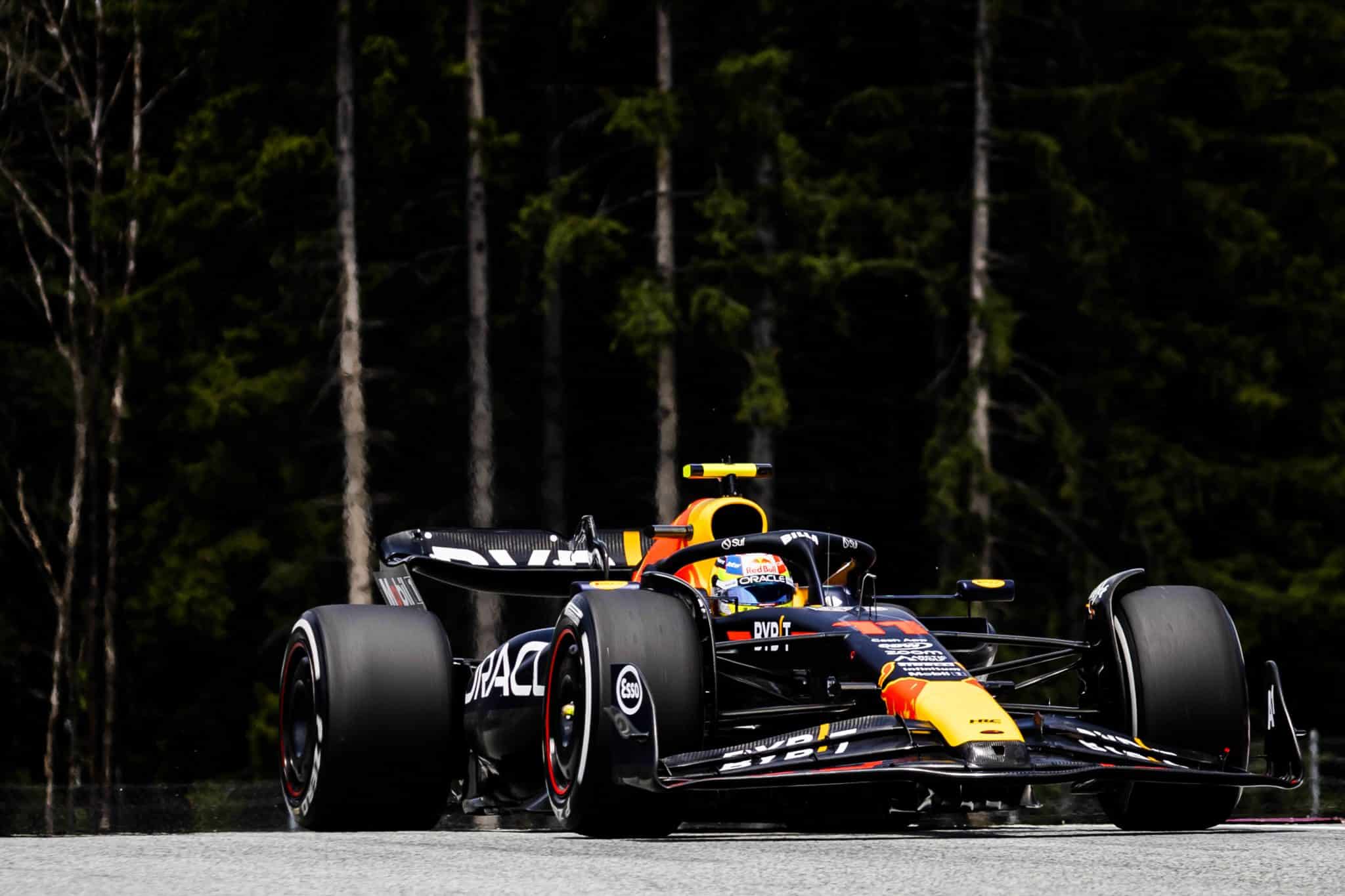 Sergio Perez blames Q2 exit in Austria on Alex Albon and track limits rules 1 Icon 472783805 scaled