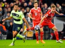 Top 10 Defensive Midfielders in the World Right Now