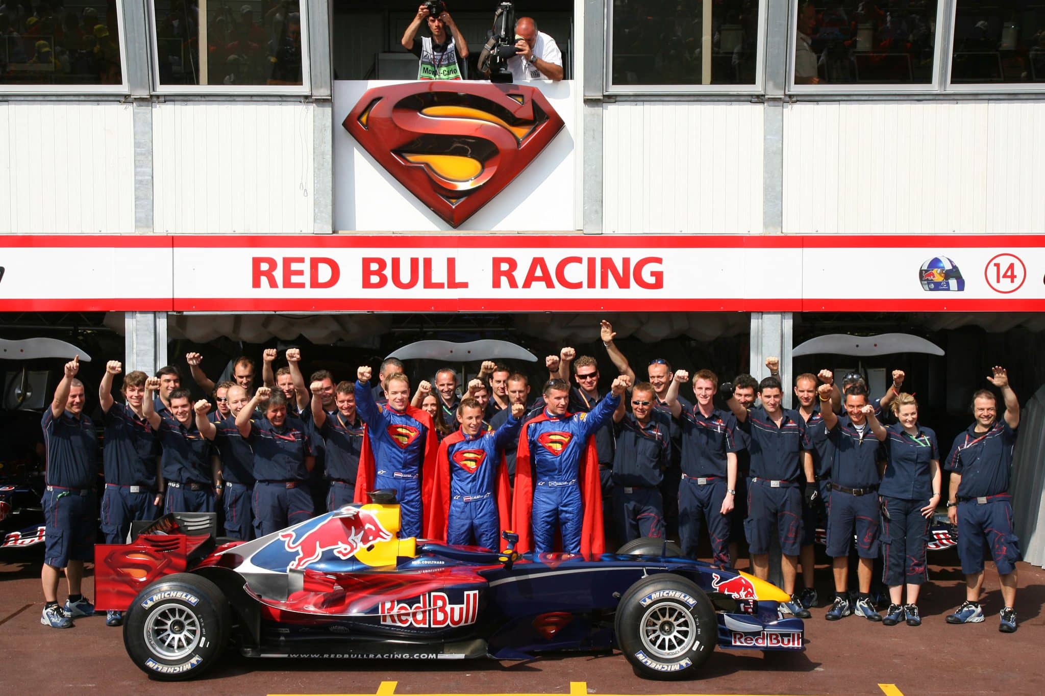 The best special liveries of the past 20 years in Formula 1 1 The Red Bull team launches the RB2, painted to promote "Superman Returns"