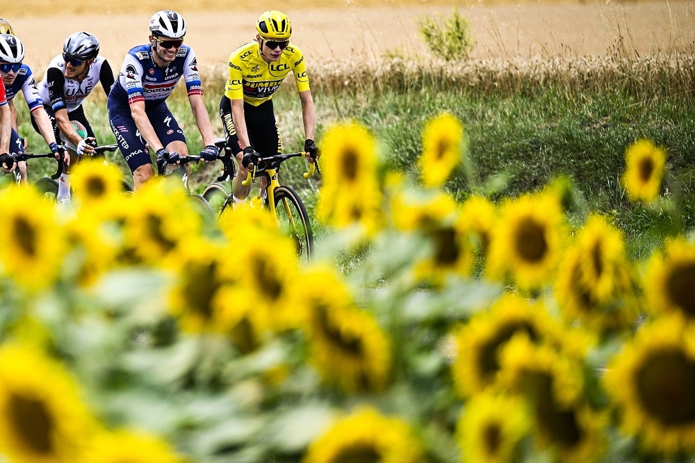 Tour de France Jerseys Explained - What Do They Mean? 2 Yellow Jersey Tour de France