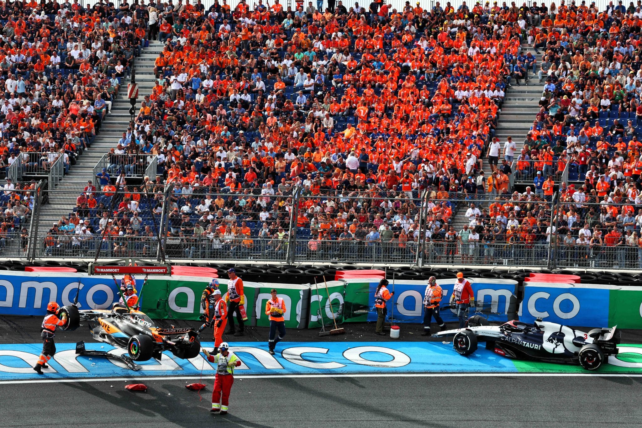 Piastri-Ricciardo crash: Both Australians ended their practice session within a few corners