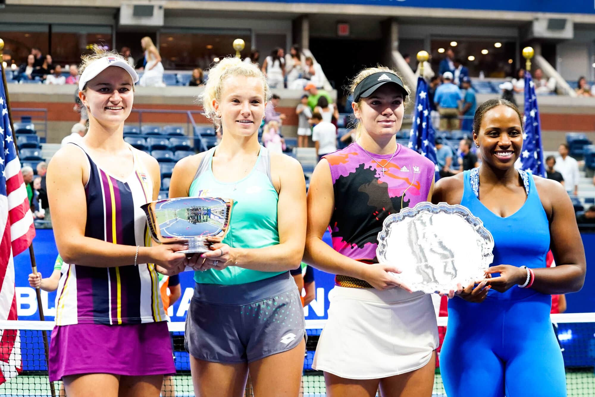 Sep 11, 2022; Flushing, NY, USA; (from left) Barbora Krejcikova and Katerina Siniakova, both of the Czech Republic, and Caty McNally and Taylor Townsend, both of the United States, pose with their trophies after the women's doubles final on day fourteen of the 2022 U.S. Open tennis tournament at USTA Billie Jean King Tennis Center. Mandatory Credit: Danielle Parhizkaran-USA TODAY Sports/Sipa USA - Photo by Icon sport